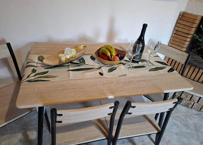 Appartement Maison Elia *